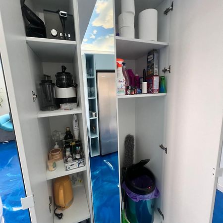Delux Lägenhet Craiova Exteriör bild