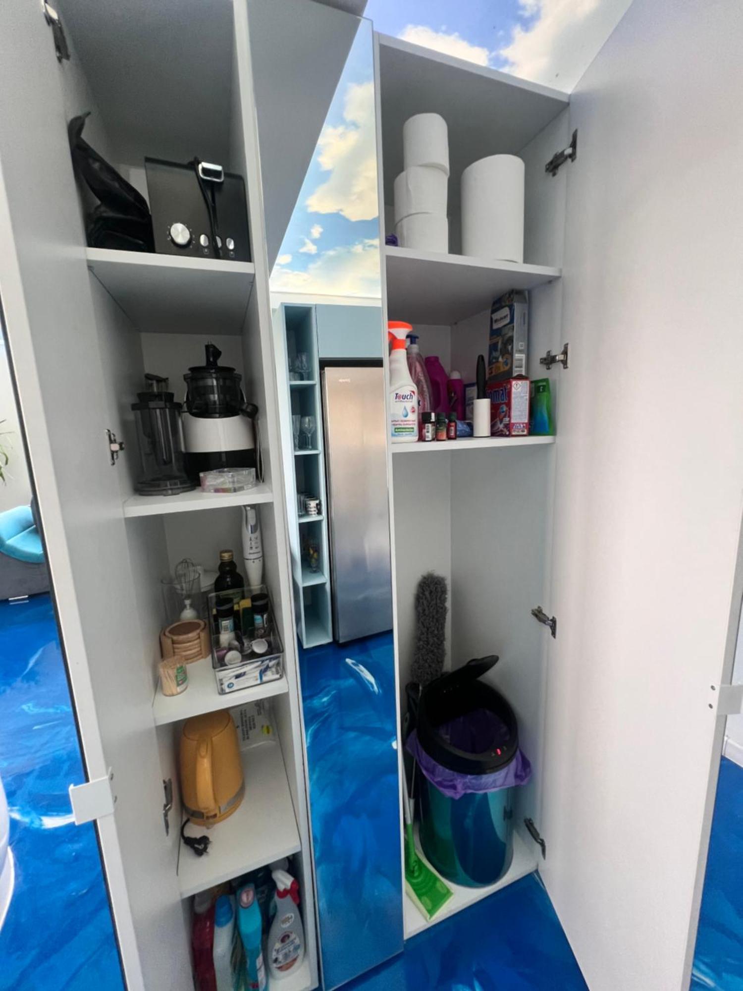 Delux Lägenhet Craiova Exteriör bild